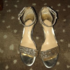 Gianni BINI gold kitten heels